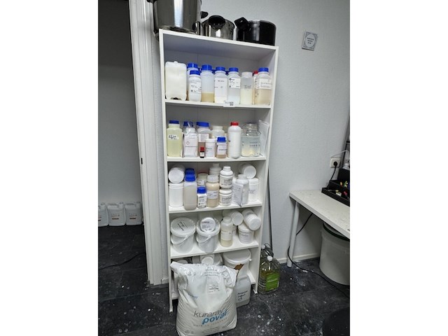 Divers inrichting laboratorium - afbeelding 7 van  7