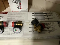 Divers installatie materiaal (6x) - afbeelding 4 van  5