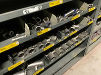 Divers installatiemateriaal in 6 vakkenkasten - afbeelding 5 van  24