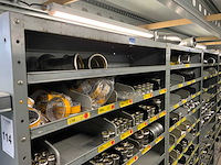 Divers installatiemateriaal in 6 vakkenkasten - afbeelding 16 van  24