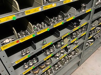 Divers installatiemateriaal in 6 vakkenkasten - afbeelding 23 van  24