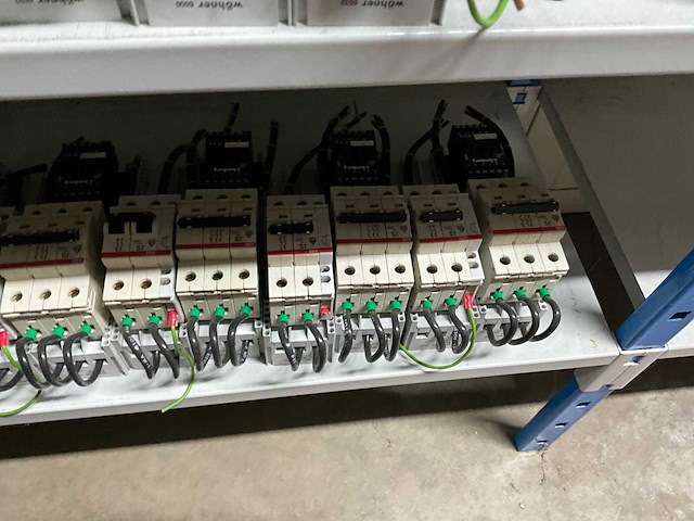 Divers installatiemateriaal - afbeelding 9 van  9