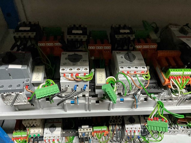 Divers installatiemateriaal - afbeelding 2 van  6