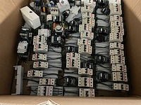 Divers installatiemateriaal - afbeelding 1 van  4