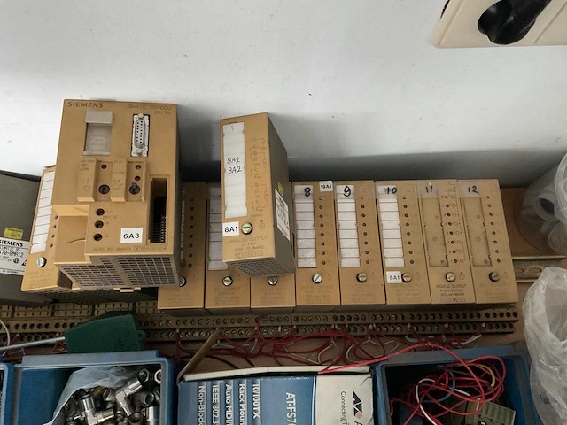 Divers installatiemateriaal - afbeelding 5 van  5