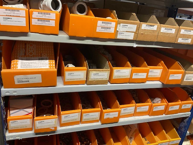 Divers installatiemateriaal - afbeelding 9 van  11