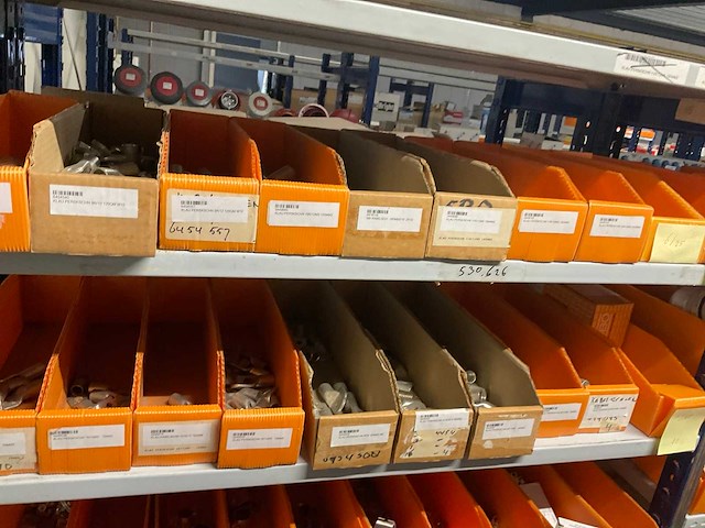 Divers installatiemateriaal - afbeelding 11 van  11