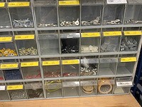 Divers installatiemateriaal - afbeelding 2 van  10
