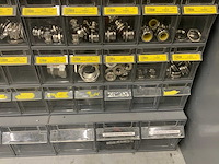 Divers installatiemateriaal - afbeelding 2 van  15