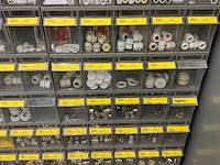 Divers installatiemateriaal - afbeelding 4 van  15