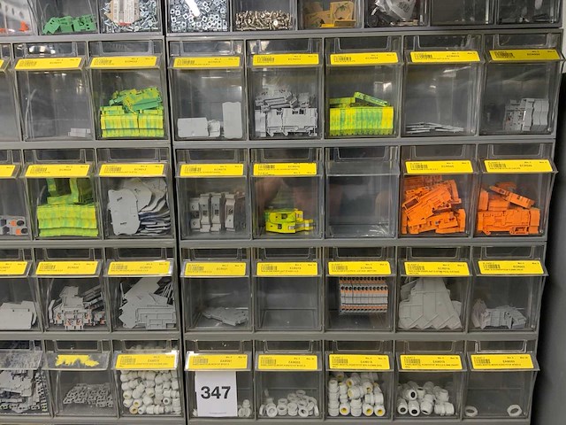 Divers installatiemateriaal - afbeelding 6 van  15