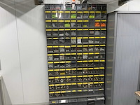 Divers installatiemateriaal - afbeelding 1 van  15