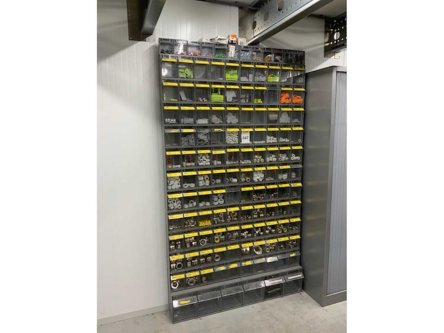 Divers installatiemateriaal - afbeelding 8 van  15