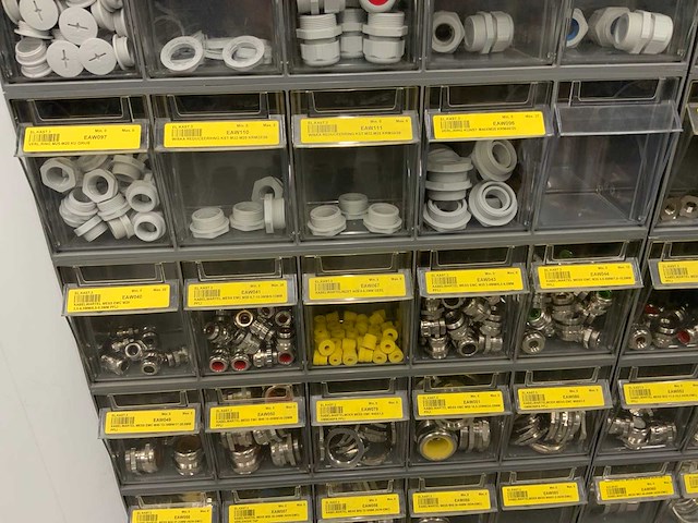 Divers installatiemateriaal - afbeelding 12 van  15