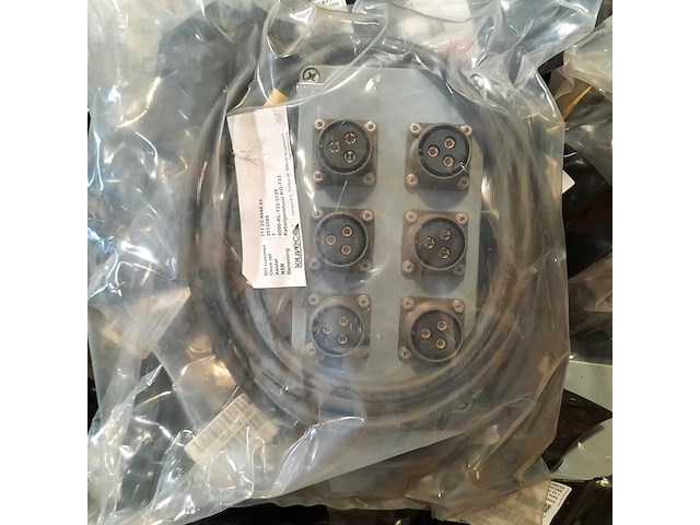 Divers installatiemateriaal - afbeelding 6 van  8