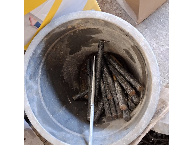 Divers installatiemateriaal - afbeelding 3 van  19