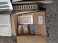 Divers installatiemateriaal - afbeelding 7 van  19