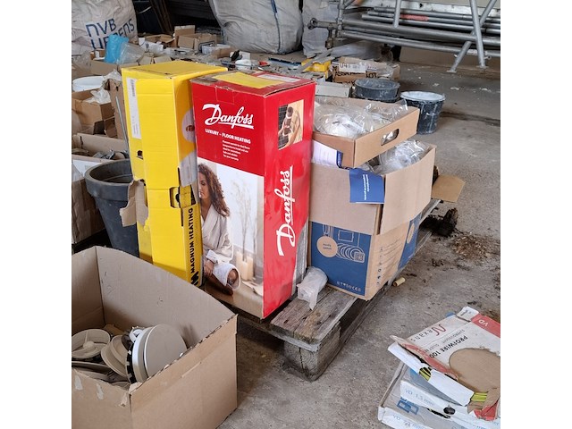 Divers installatiemateriaal - afbeelding 13 van  19