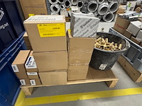 Divers installatiemateriaal - afbeelding 3 van  11