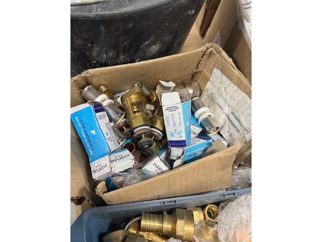 Divers installatiemateriaal - afbeelding 6 van  11