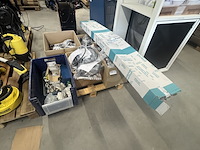 Divers installatiemateriaal - afbeelding 1 van  8