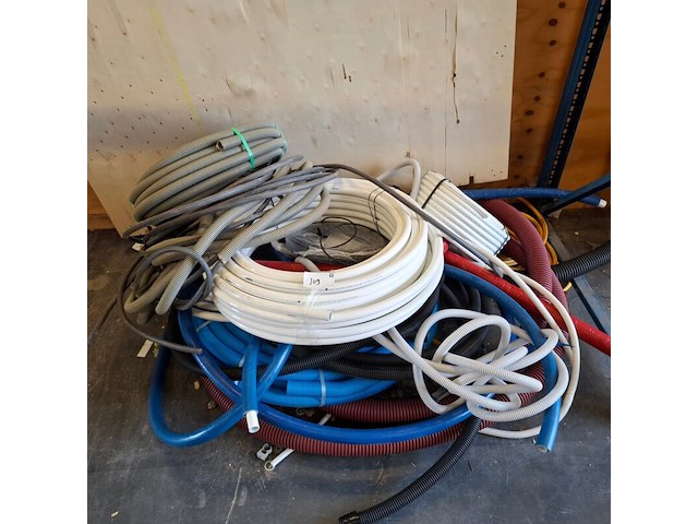 Divers installatiemateriaal - afbeelding 14 van  28