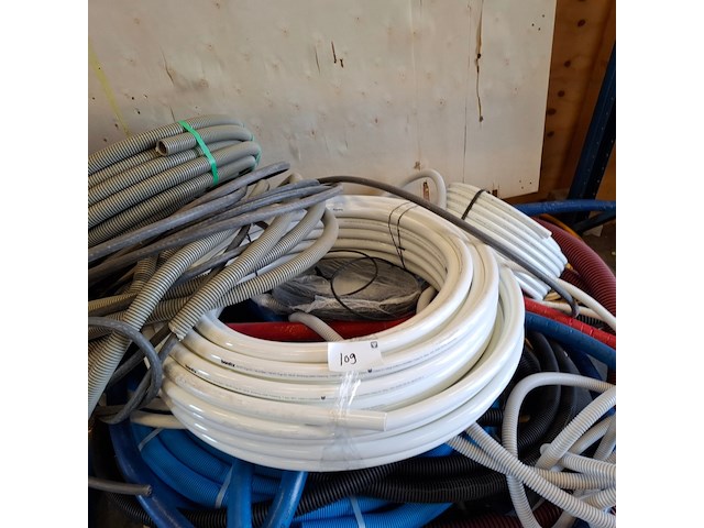 Divers installatiemateriaal - afbeelding 15 van  28