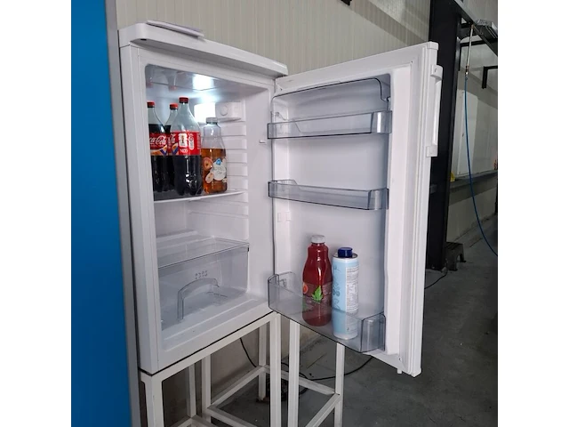 Divers kantine inventaris - afbeelding 8 van  14