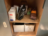 Divers kantinegerei - afbeelding 10 van  15