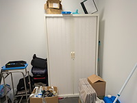 Divers kantoorinventaris, multimedia en personenvervoer items - afbeelding 21 van  27