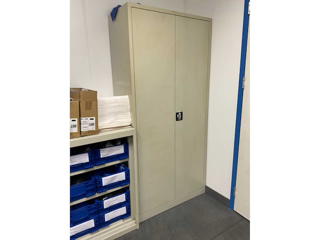 Divers kantoorinventaris - afbeelding 6 van  23