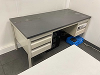 Divers kantoorinventaris - afbeelding 22 van  23