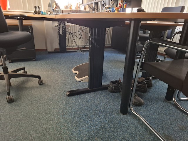 Divers kantoorinventaris - afbeelding 5 van  7