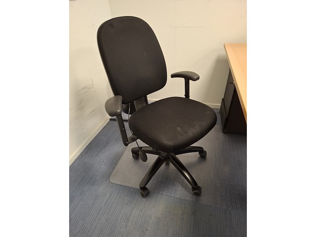 Divers kantoorinventaris - afbeelding 7 van  17