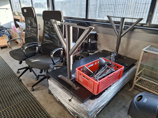 Divers kantoorinventaris - afbeelding 2 van  8