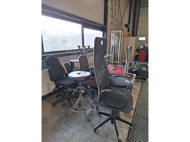 Divers kantoorinventaris - afbeelding 6 van  8