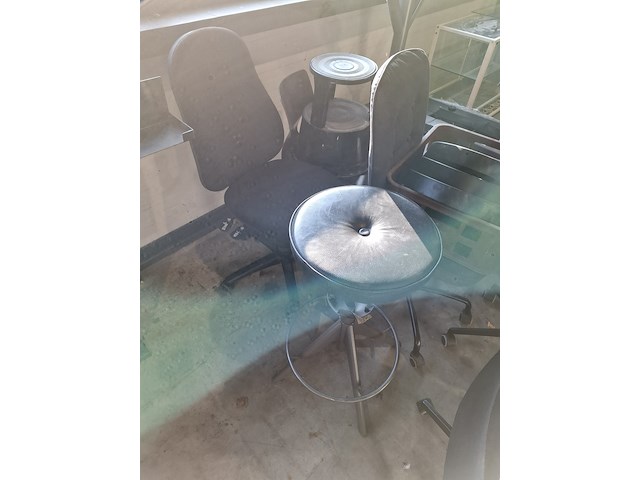 Divers kantoorinventaris - afbeelding 7 van  8