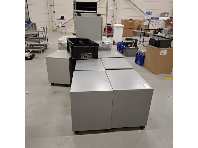 Divers kantoorinventaris - afbeelding 5 van  8