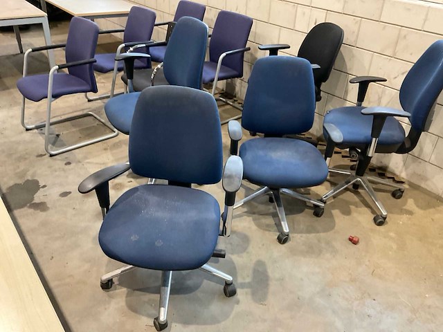 Divers kantoormeubilair - afbeelding 5 van  5