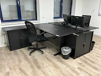 Divers kantoormeubilair - afbeelding 1 van  2