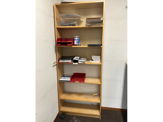 Divers kantoormeubilair - afbeelding 6 van  12