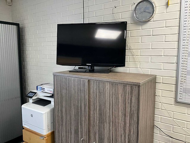 Divers kantoormeubilair - afbeelding 9 van  12