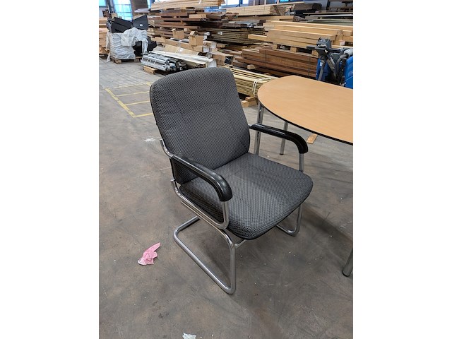 Divers kantoormeubilair - afbeelding 3 van  17