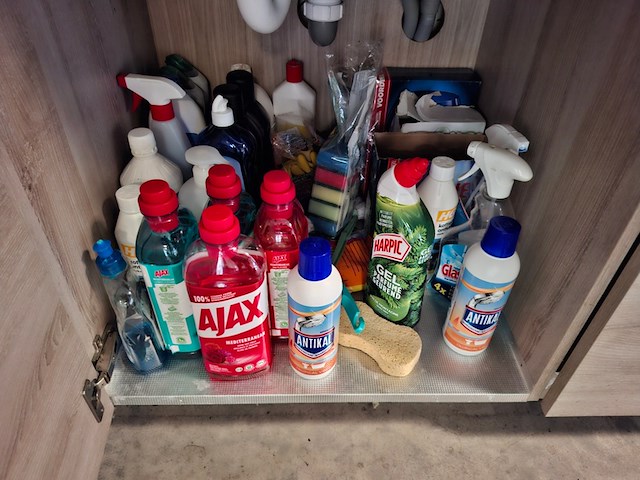 Divers keuken benodigdheden - afbeelding 6 van  8