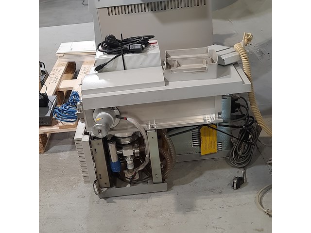 Divers laboratoriumapparatuur , o.a. agilent technologies - afbeelding 9 van  22