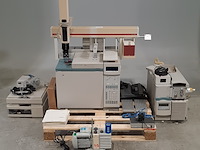 Divers laboratoriumapparatuur , o.a. agilent technologies - afbeelding 1 van  22