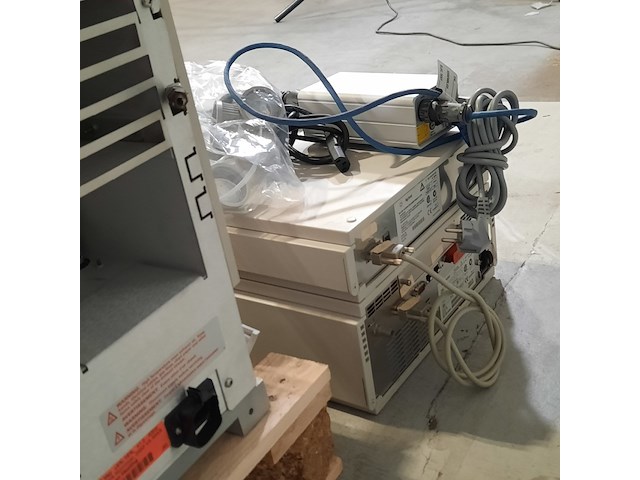 Divers laboratoriumapparatuur , o.a. agilent technologies - afbeelding 15 van  22