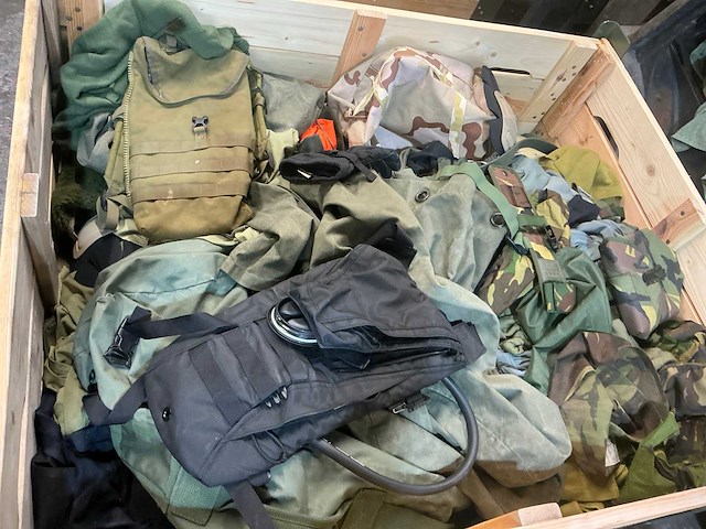 Divers leger legerkleding - afbeelding 2 van  6