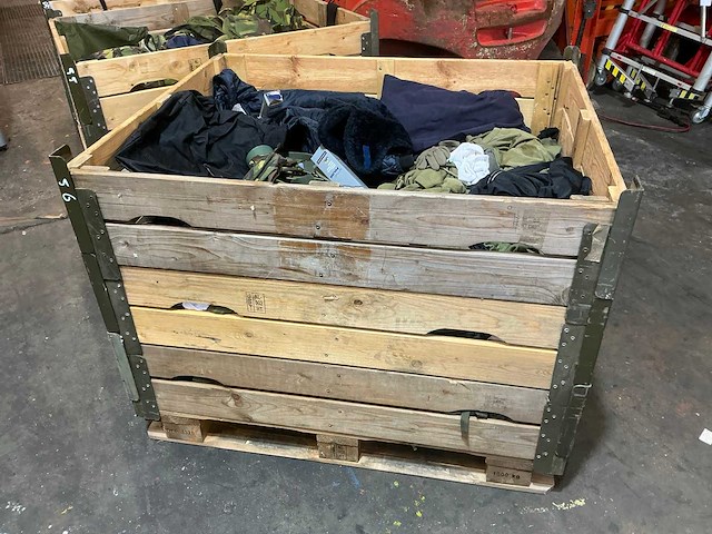 Divers leger legerkleding - afbeelding 2 van  7