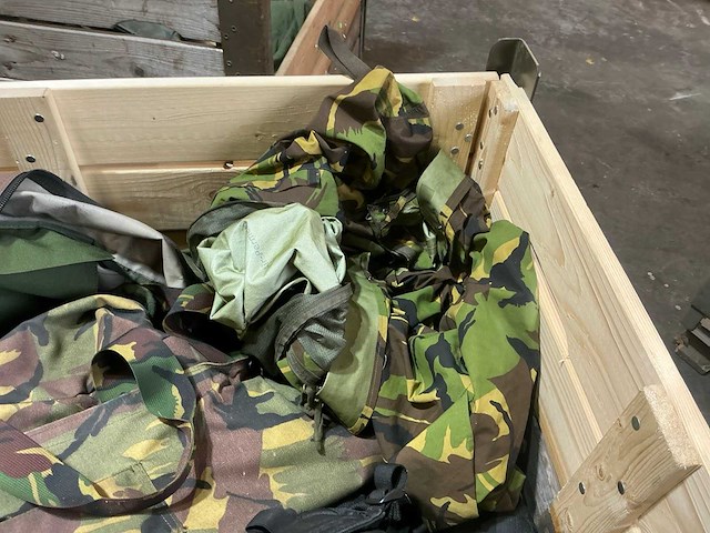 Divers leger legerkleding - afbeelding 4 van  6
